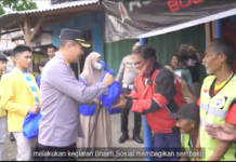 Polresta Bandung dan Mahasiswa Cipayung Plus Bagi-Bagi Sembako di Soreang