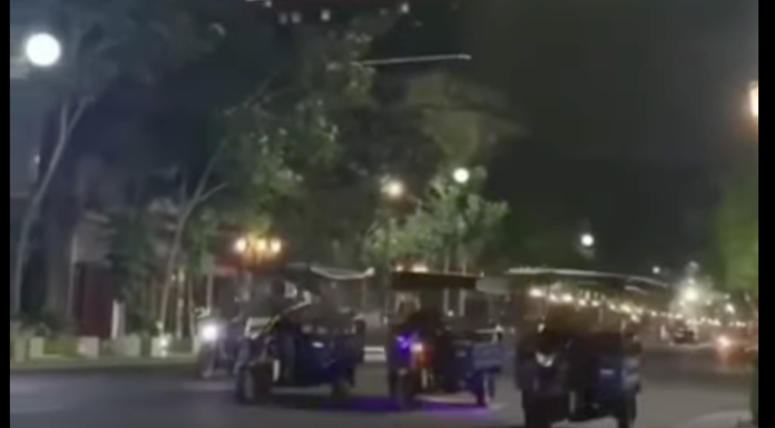 Polisi Surabaya Amankan dan Lakukan Pembinaan Terhadap Penjual Tahu Bulat yang Kebut – kebutan