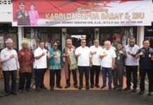 Kepemimpinan Irjen Johnny Edison Isir Dalam Catatan George Dedaida: Tegas dan Mendidik