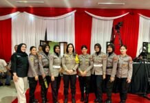 Polwan Polresta Bulungan Cek Kesiapan Ruang VVIP Sebelum Pelaksanaan Debat Cabup dan Cawabup