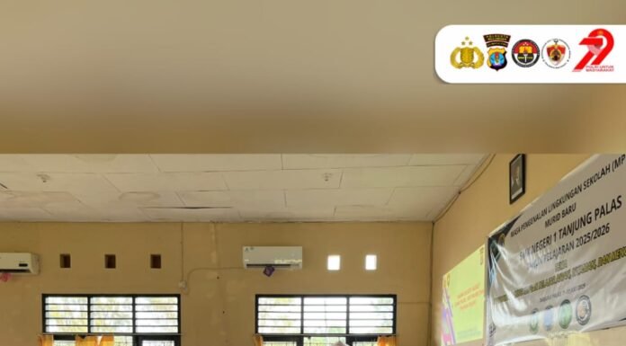 Sat Binmas Polresta Bulungan Sosialisasikan Dampak Negatif Gadget di SMKN 1 Tanjung Palas